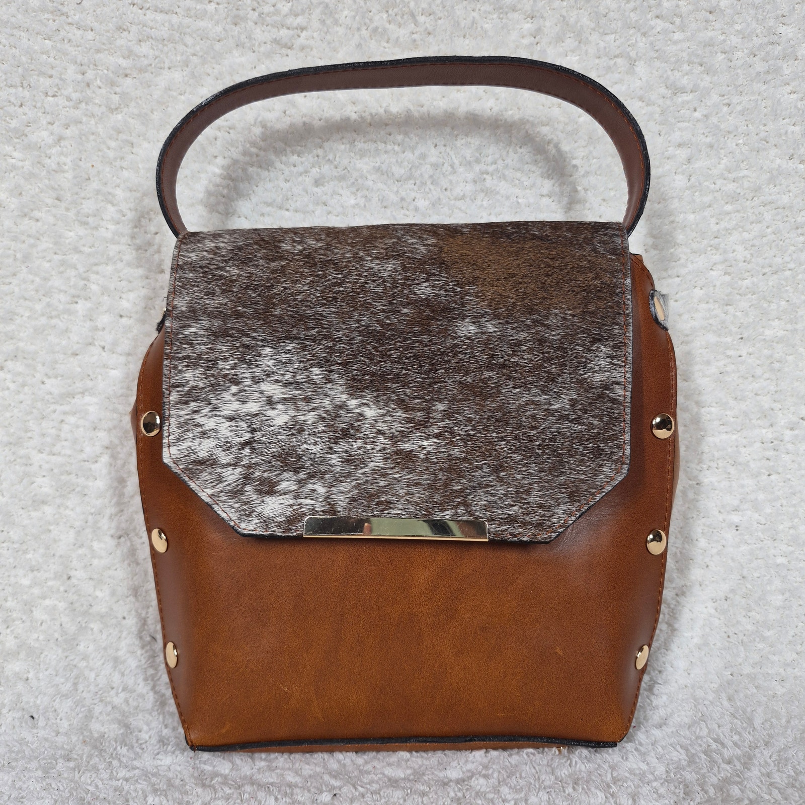 Artisanal Cognac Brown Leather Handbag With Cowhide Flap & Gold-Tone Hardware